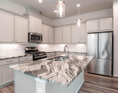 16119 Northern Cardinal Lane - Photo Thumbnail 7