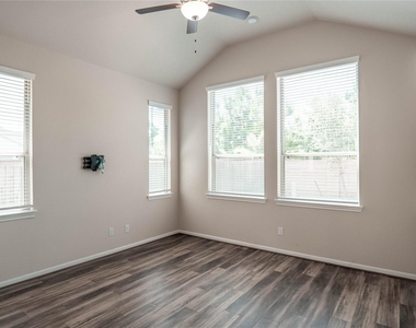 16119 Northern Cardinal Lane - Photo Thumbnail 21