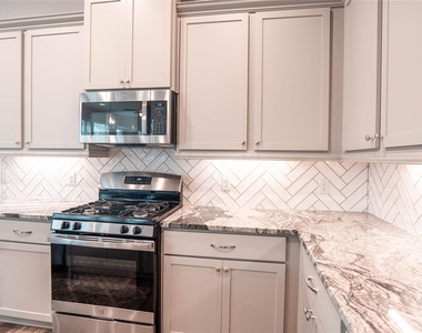 16119 Northern Cardinal Lane - Photo Thumbnail 17