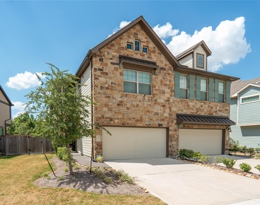 16119 Northern Cardinal Lane - Photo Thumbnail 1