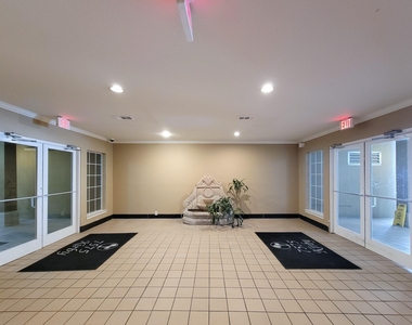 7575 Kirby Drive - Photo Thumbnail 1