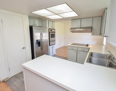 7327 Osage Street - Photo Thumbnail 13