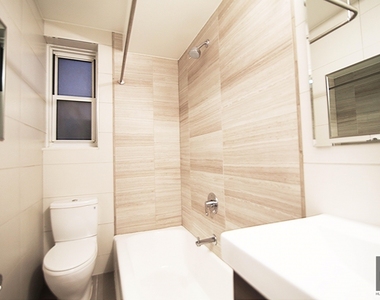 West 18th Street - Photo Thumbnail 3