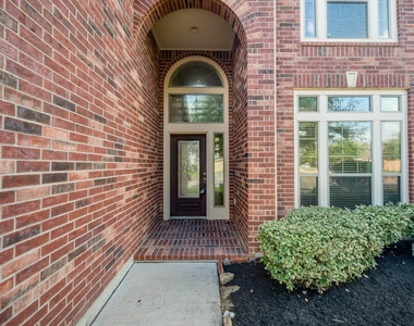 4019 Windmill Creek Drive - Photo Thumbnail 31