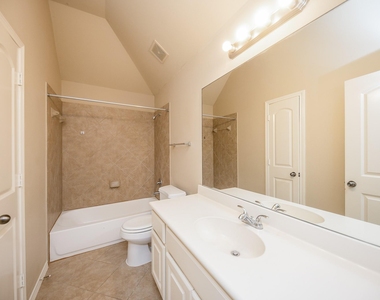 4019 Windmill Creek Drive - Photo Thumbnail 19
