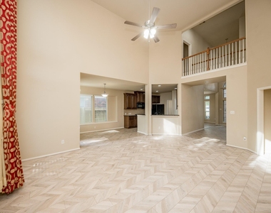 4019 Windmill Creek Drive - Photo Thumbnail 7