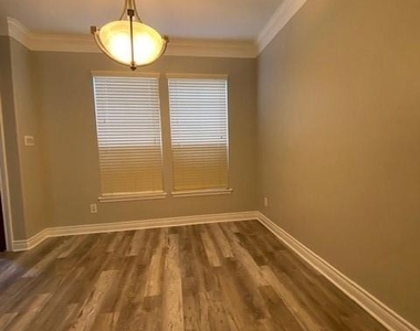 3415 Clearview Circle - Photo Thumbnail 4