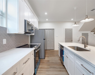 2753 Redrock Street - Photo Thumbnail 17