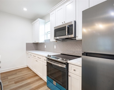 2753 Redrock Street - Photo Thumbnail 16