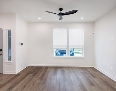 2753 Redrock Street - Photo Thumbnail 8