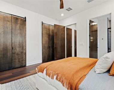 3023 1st Avenue S - Photo Thumbnail 10