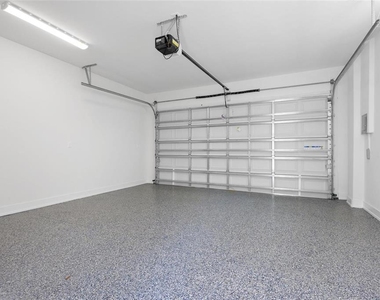 3023 1st Avenue S - Photo Thumbnail 20