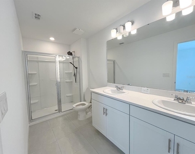 11832 Glenside Terrace - Photo Thumbnail 28