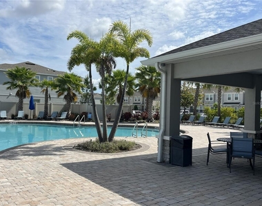 11832 Glenside Terrace - Photo Thumbnail 32