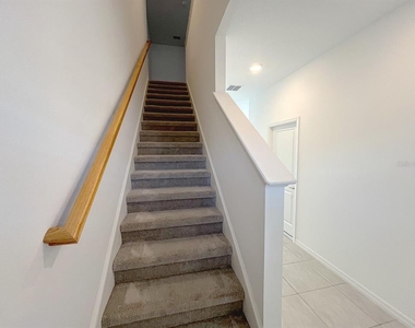 11832 Glenside Terrace - Photo Thumbnail 20