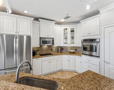 6420 Sunset Bay Circle - Photo Thumbnail 17