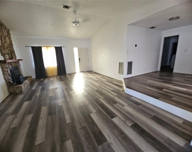 11557 124th Terrace - Photo Thumbnail 13
