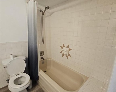 11557 124th Terrace - Photo Thumbnail 16
