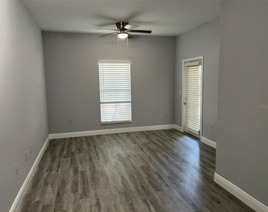 402 S Armenia Avenue - Photo Thumbnail 7