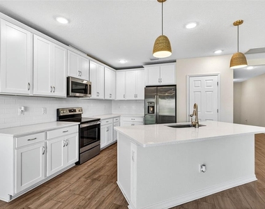 5413 Badini Way - Photo Thumbnail 7