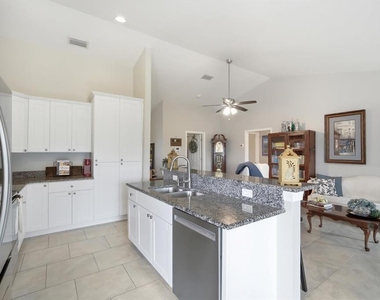 846 Birdie Way - Photo Thumbnail 20