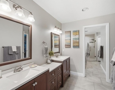 846 Birdie Way - Photo Thumbnail 10