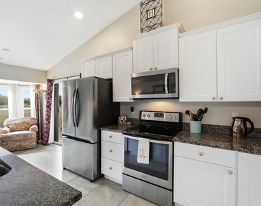 846 Birdie Way - Photo Thumbnail 21