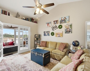 846 Birdie Way - Photo Thumbnail 5