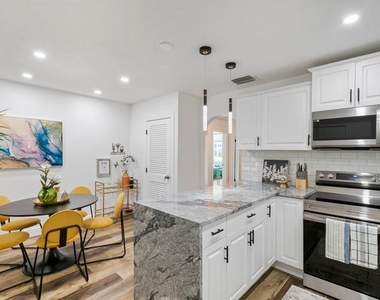 2402 W Cypress Street - Photo Thumbnail 22