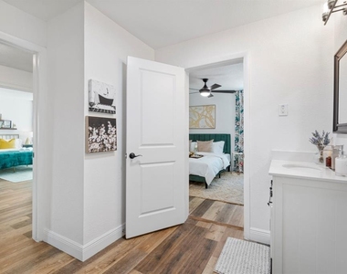 2402 W Cypress Street - Photo Thumbnail 10