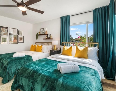 2402 W Cypress Street - Photo Thumbnail 13