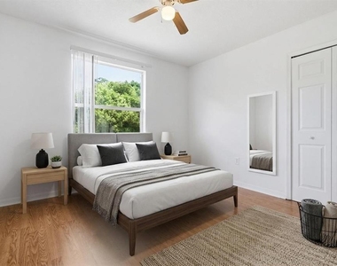 2631 Queen Alberta Drive - Photo Thumbnail 26