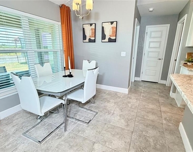 4015 Tullamore Lane - Photo Thumbnail 18