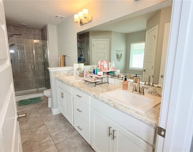 4015 Tullamore Lane - Photo Thumbnail 29