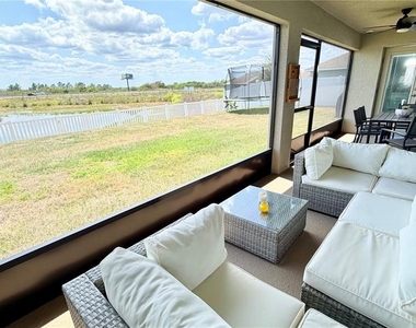 4015 Tullamore Lane - Photo Thumbnail 39