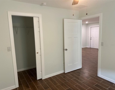 3735 39th Avenue N - Photo Thumbnail 7