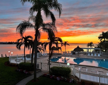 6322 Palma Del Mar Boulevard S - Photo Thumbnail 17