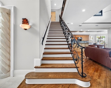 115 18th Street - Photo Thumbnail 13