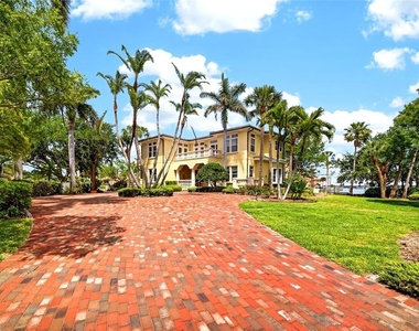115 18th Street - Photo Thumbnail 1