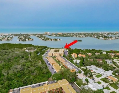 12760 Indian Rocks Road - Photo Thumbnail 26