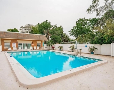 12760 Indian Rocks Road - Photo Thumbnail 27