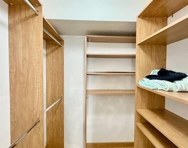7560 92nd Street - Photo Thumbnail 25