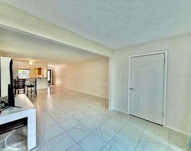 7560 92nd Street - Photo Thumbnail 13