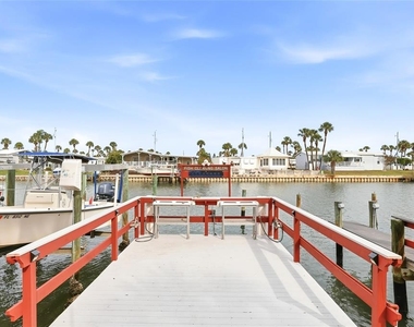 4851 W Gandy Boulevard - Photo Thumbnail 36