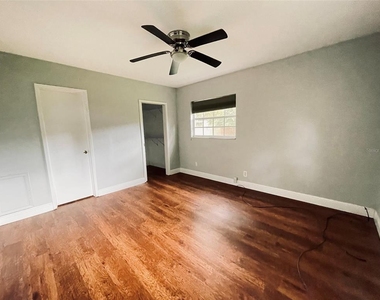 1039 S Frankland Road - Photo Thumbnail 22