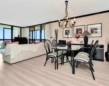 15462 Gulf Boulevard - Photo Thumbnail 7