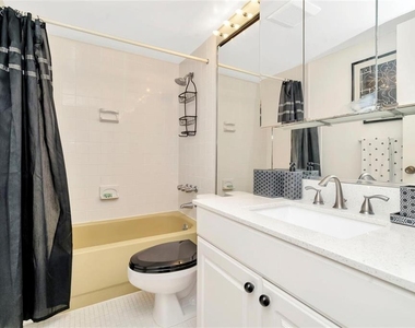 15462 Gulf Boulevard - Photo Thumbnail 13