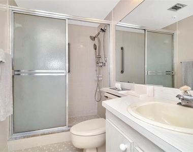15462 Gulf Boulevard - Photo Thumbnail 23