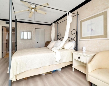 15462 Gulf Boulevard - Photo Thumbnail 22