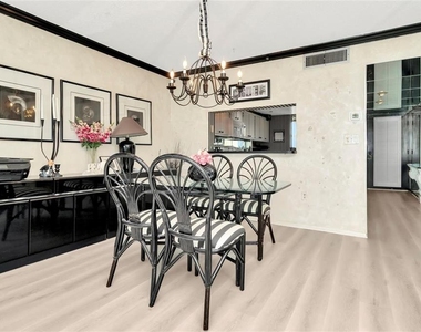 15462 Gulf Boulevard - Photo Thumbnail 8